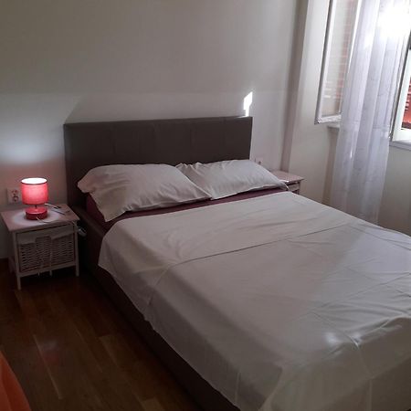 Studio On Main Pedestrian Street Apartment พูลา ภายนอก รูปภาพ
