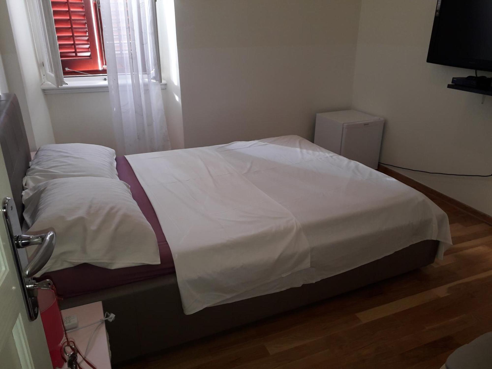Studio On Main Pedestrian Street Apartment พูลา ภายนอก รูปภาพ